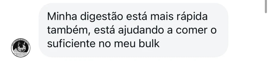 Depoimento de cliente que relata digestão mais rápida e ajuda para comer o suficiente no bulk.